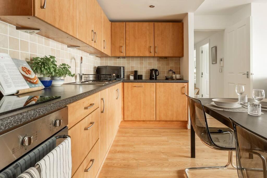 Lux Waterfront 2 Bed Apt, V&A 10Min Walk, St Andrew'S Golf 25Min Drive Dundee Bagian luar foto