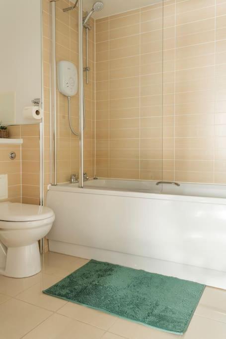 Lux Waterfront 2 Bed Apt, V&A 10Min Walk, St Andrew'S Golf 25Min Drive Dundee Bagian luar foto