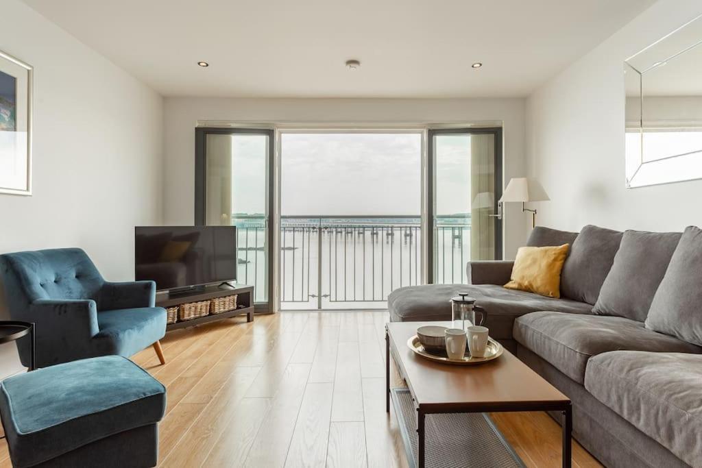 Lux Waterfront 2 Bed Apt, V&A 10Min Walk, St Andrew'S Golf 25Min Drive Dundee Bagian luar foto
